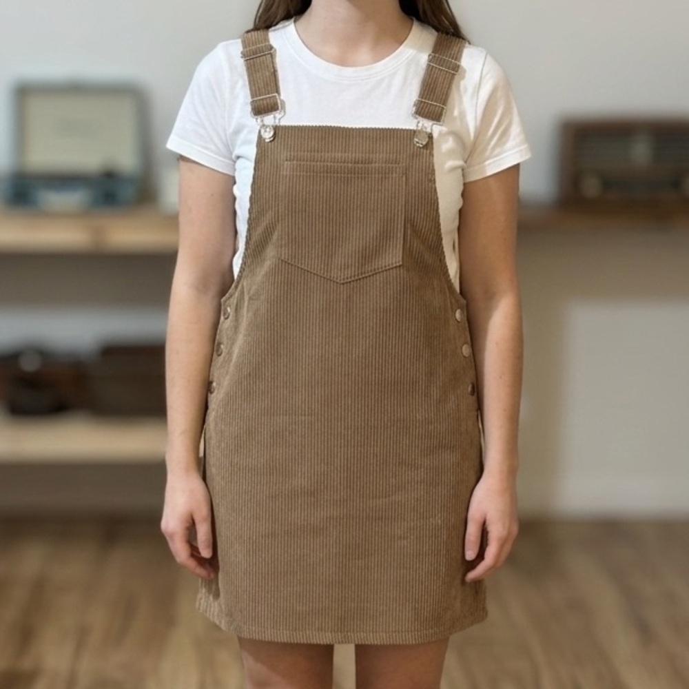 Corduroy M Brown Pinafore Jumper Overall Dress WITH Silver Accents & Pocket NWOT